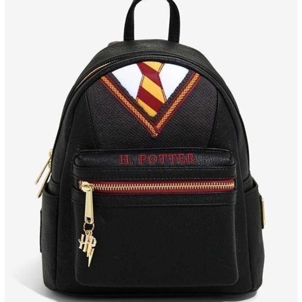 Loungefly Harry Potter Gryffindor Uniform Backpack robe tie